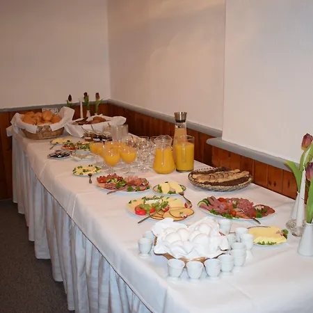 Couette-café Ratsstuben 3*