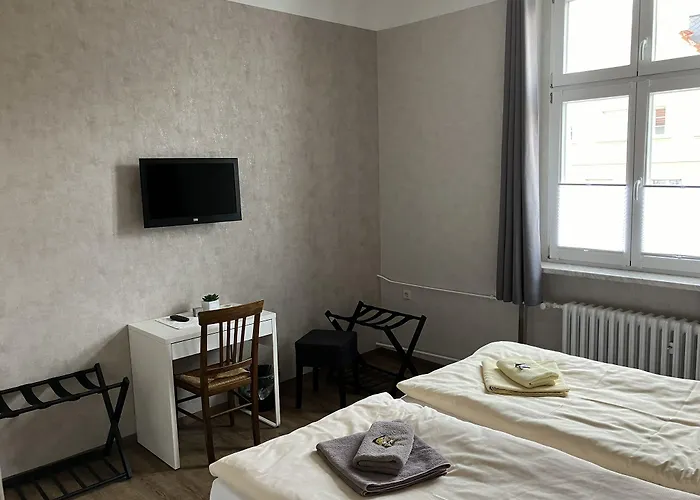 Ratsstuben Bed & Breakfast 3*